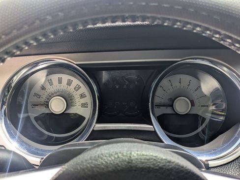 Used 2012 Ford Mustang GT Premium w/ Brembo Brake Pkg RWD image 35