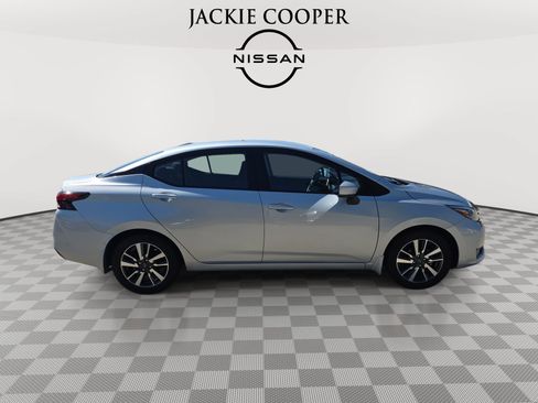 Certified 2025 Nissan Versa SV w/ Trunk Package FWD image 4