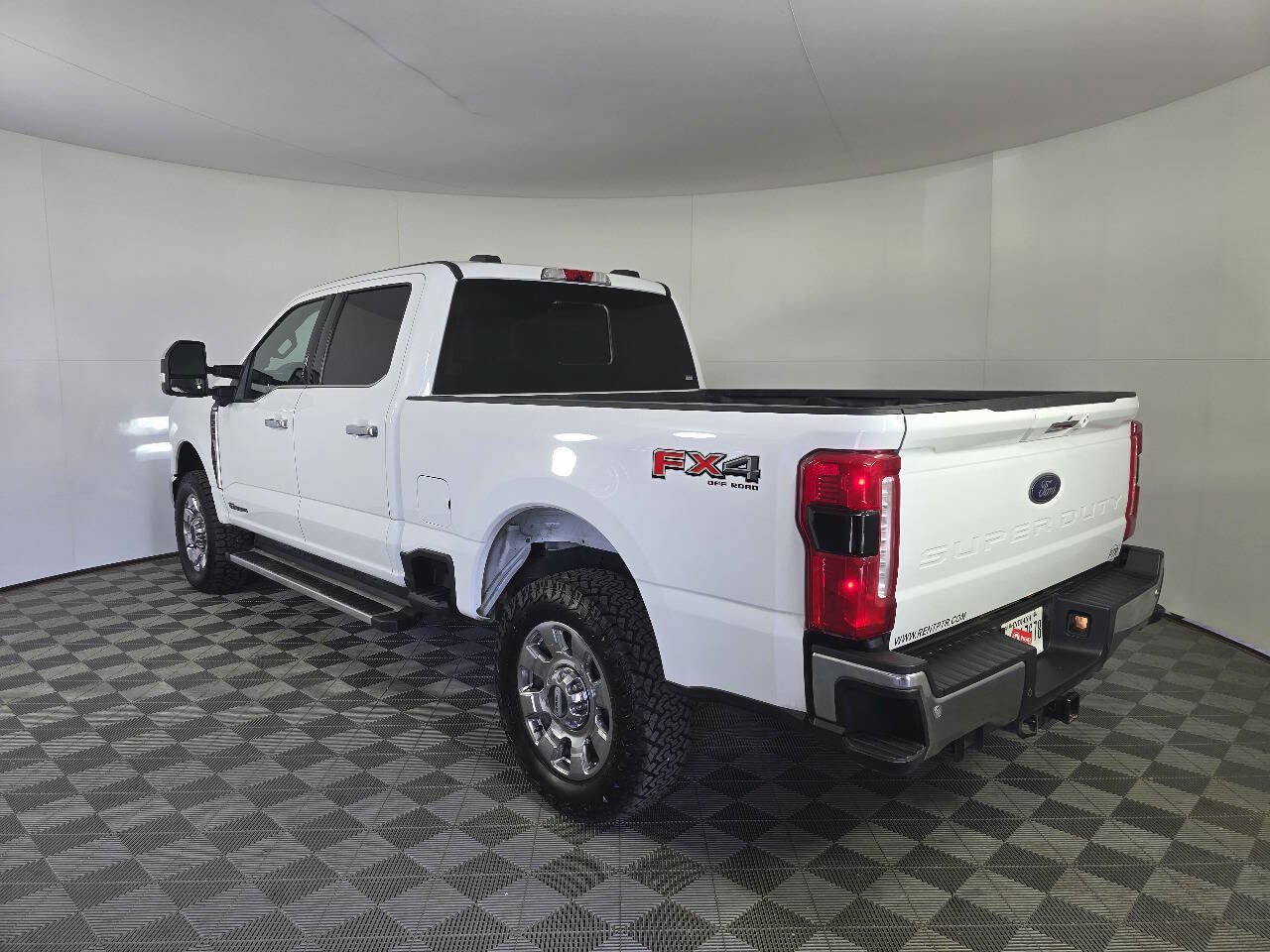 Used 2023 Ford F250 Lariat w/ Chrome Package AWD/4WD image 7