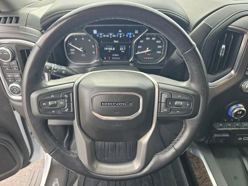Used 2021 GMC Sierra 1500 Denali w/ Denali Ultimate Package image 18