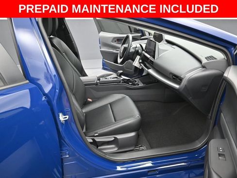 Certified 2025 Toyota Prius LE FWD image 30