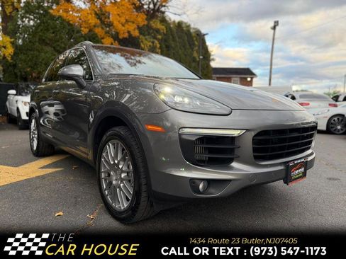 Used 2017 Porsche Cayenne S image 6