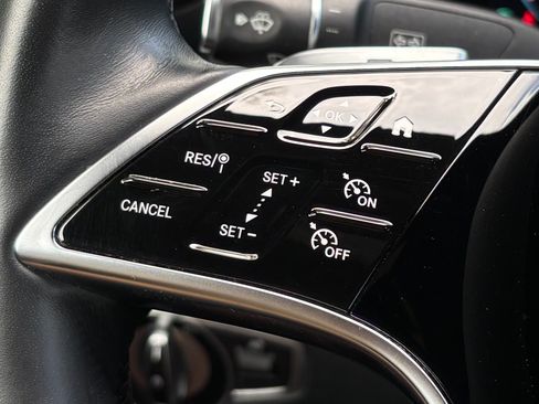 Used 2022 Mercedes-Benz E 350 4MATIC Sedan image 37
