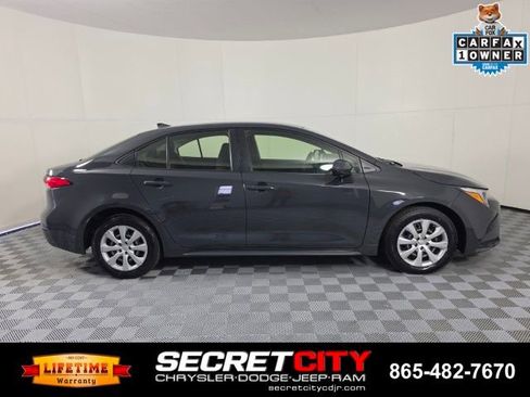 Used 2023 Toyota Corolla LE FWD image 8