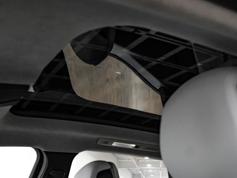 Used 2023 Fisker Ocean Extreme image 5