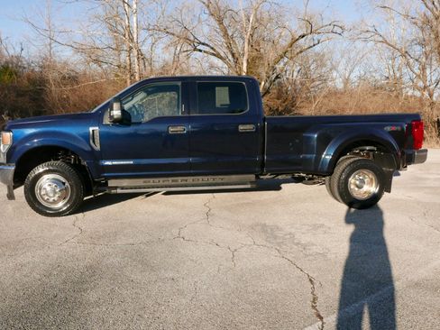 Used 2022 Ford F350 XLT w/ XLT Value Package image 2