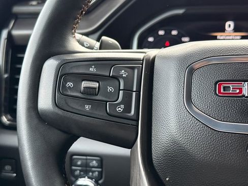 Used 2023 GMC Sierra 1500 AT4 w/ Technology Package AWD/4WD image 28