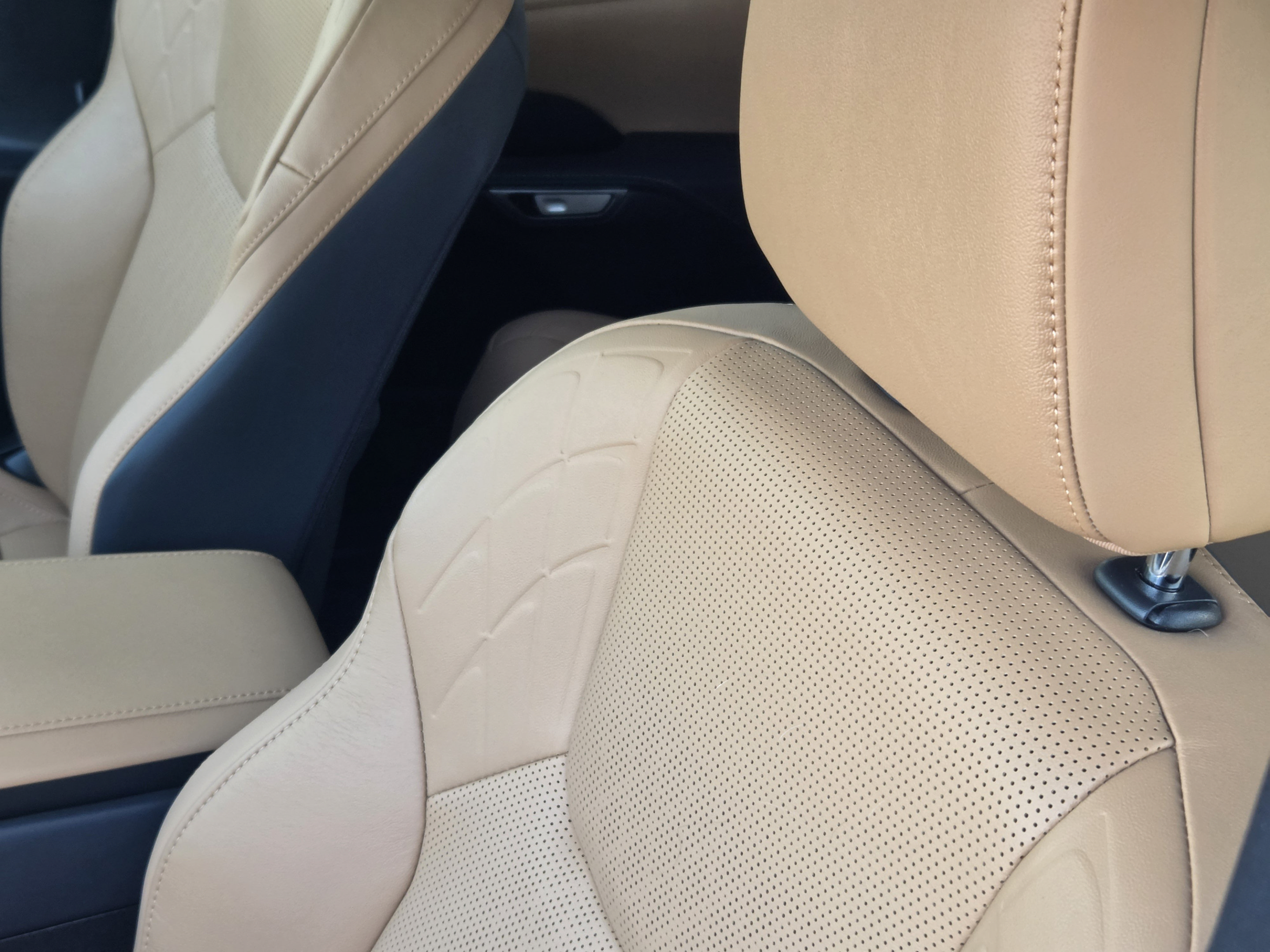 Used 2025 Lexus RX 350 Premium Plus FWD image 7