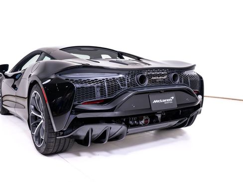 New 2026 McLaren Artura RWD image 10