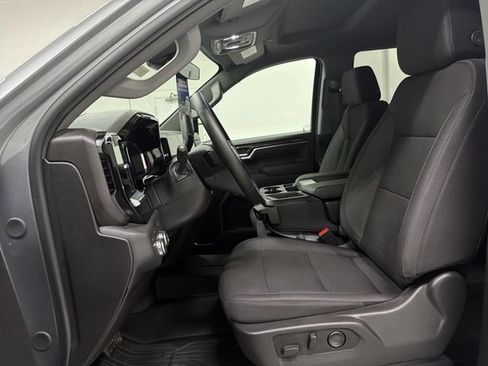 New 2026 GMC Sierra 1500 SLE w/ X31 Off-Road Package AWD/4WD image 19