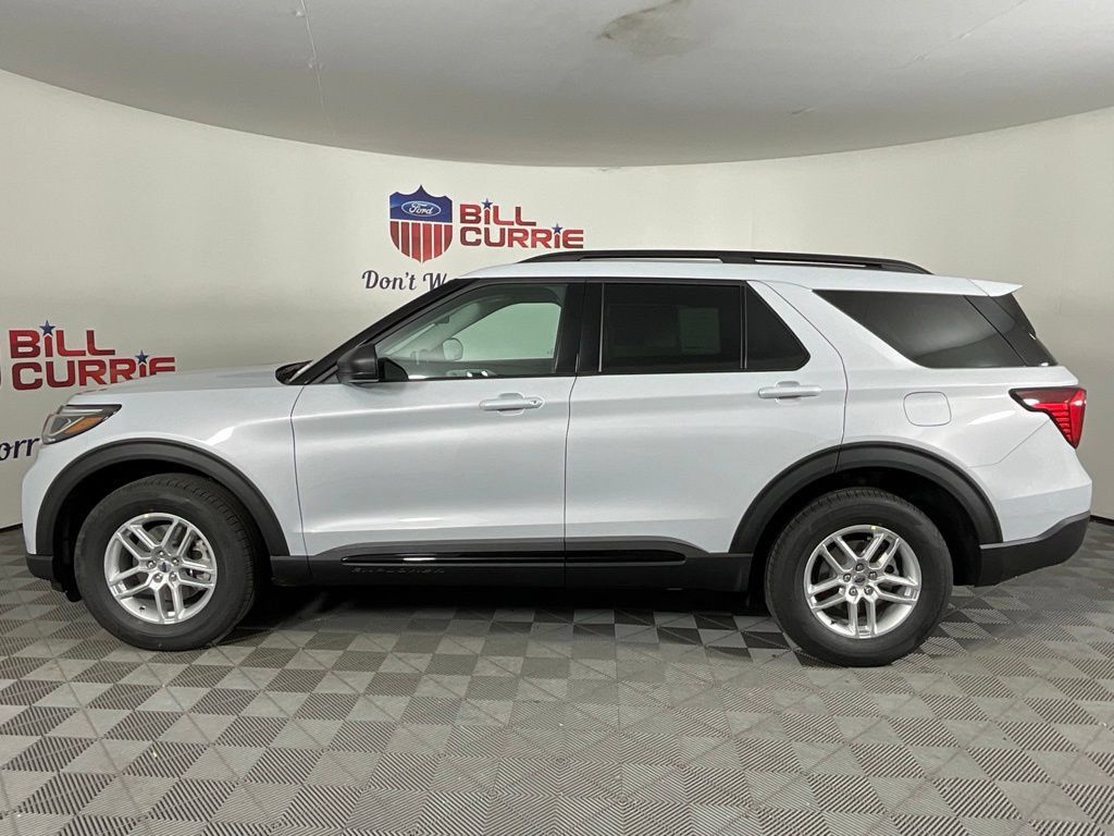 New 2026 Ford Explorer Active AWD/4WD image 6