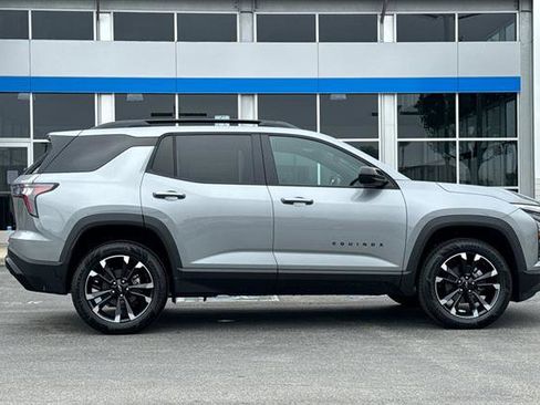 New 2026 Chevrolet Equinox RS image 3