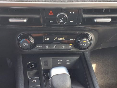 New 2026 Nissan Kicks SV image 17