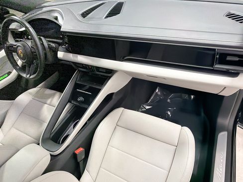 Certified 2026 Porsche Macan Electric RWD image 16