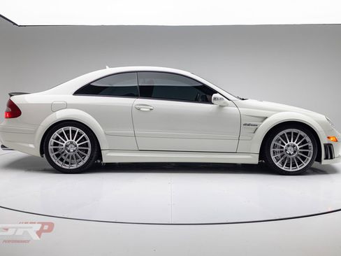 Used 2008 Mercedes-Benz CLK 63 AMG Black Series image 2