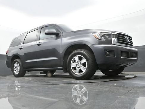 Used 2021 Toyota Sequoia SR5 w/ Premium Package RWD image 9