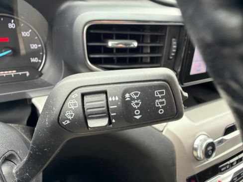 Used 2023 Ford Explorer XLT w/ Equipment Group 202A AWD/4WD image 44
