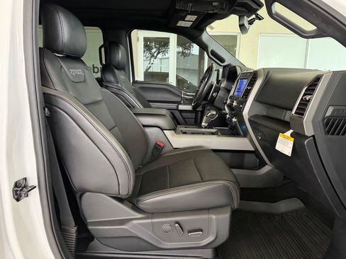 Used 2019 Ford F150 Raptor w/ Equipment Group 802A Luxury AWD/4WD image 22