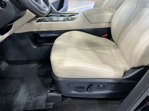 Used 2025 INFINITI QX60 Pure image 10