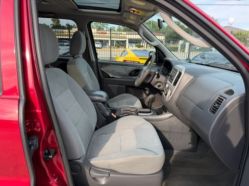 Used 2006 Ford Escape XLT FWD image 15