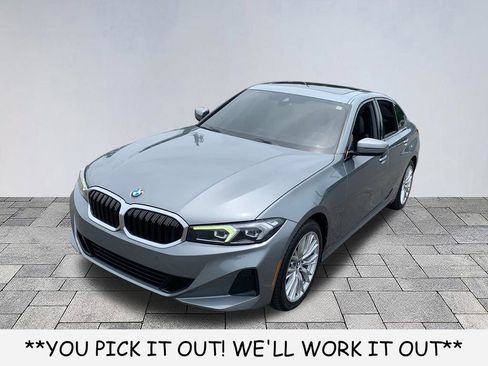 Used 2023 BMW 330i Sedan w/ Driving Assistance Package RWD image 3