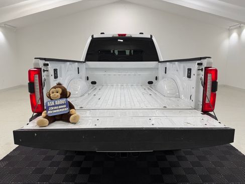 Used 2024 Ford F250 Lariat AWD/4WD image 9