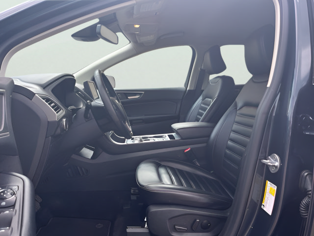Used 2022 Ford Edge SEL w/ Convenience Package AWD/4WD image 17