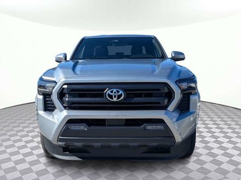 Used 2024 Toyota Tacoma SR5 AWD/4WD image 8