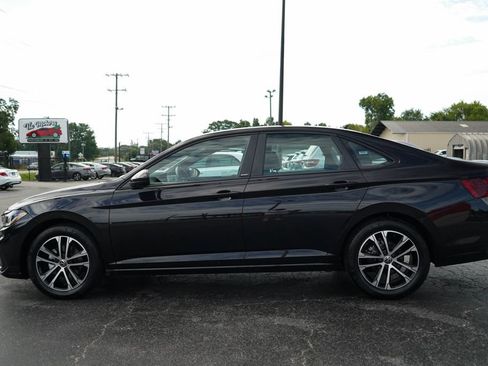 Used 2025 Volkswagen Jetta Sport FWD image 23