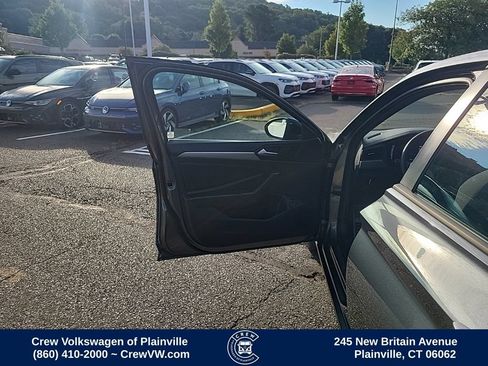 Certified 2023 Volkswagen Jetta Sport FWD image 37