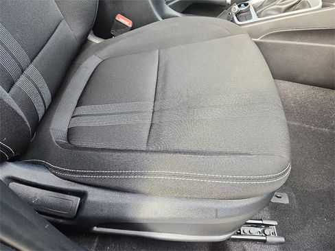 Certified 2024 Hyundai Venue SEL image 33