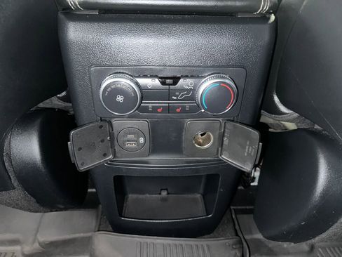 Used 2020 Ford Explorer XLT w/ Equipment Group 202A AWD/4WD image 19