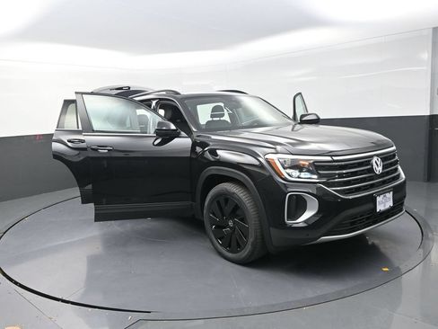 New 2026 Volkswagen Atlas SE AWD/4WD image 30