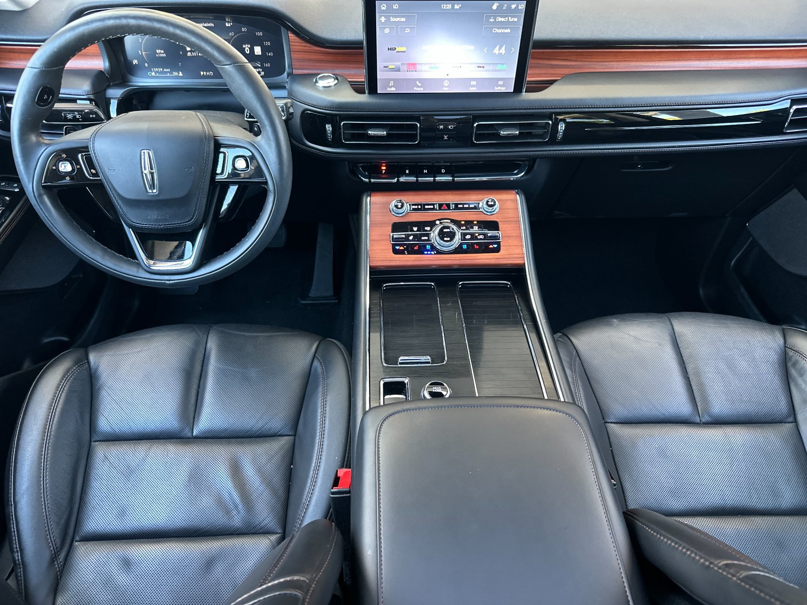 Certified 2024 Lincoln Aviator Reserve w/ Equipment Group 201A AWD/4WD image 14