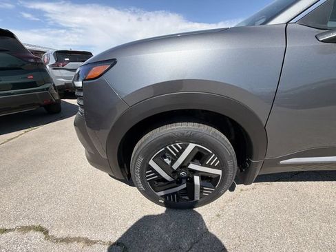 New 2026 Nissan Kicks SV w/ SV Premium Package FWD image 10