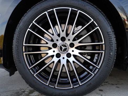 Used 2026 Mercedes-Benz C 300 4MATIC Sedan image 12