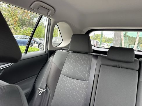 Used 2024 Toyota RAV4 XLE FWD image 17