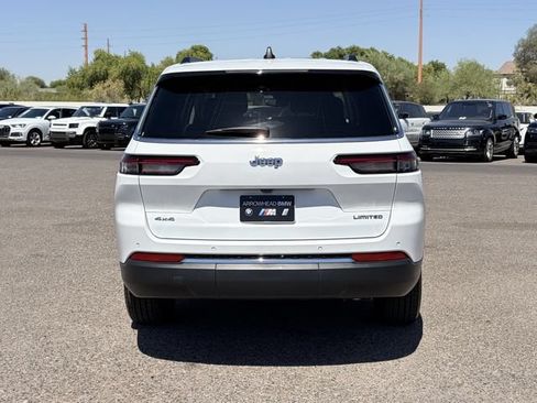 Used 2023 Jeep Grand Cherokee L Limited AWD/4WD image 7