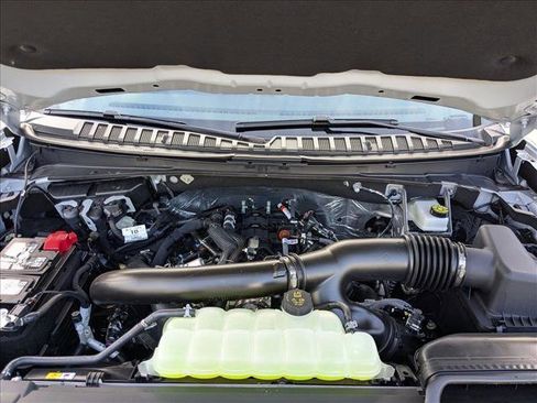 New 2025 Ford Expedition Platinum w/ Stealth Appearance Package image 17