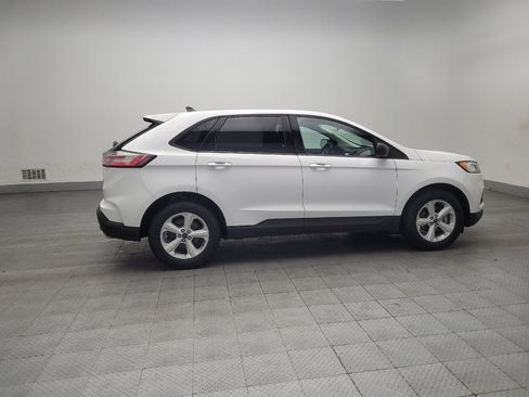 Used 2020 Ford Edge SE image 10
