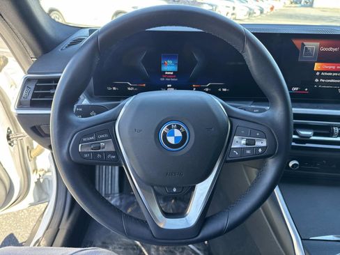 Certified 2023 BMW i4 eDrive35 w/ Premium Package image 27