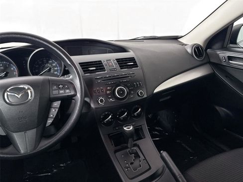 Used 2013 MAZDA MAZDA3 i Sport FWD image 28