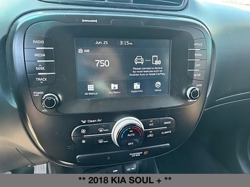 Used 2018 Kia Soul + FWD image 25