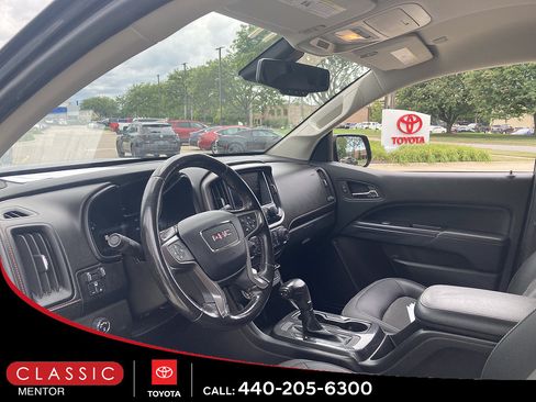Used 2019 GMC Canyon All Terrain w/ Trailering Package AWD/4WD image 3