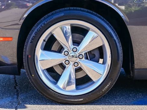 Used 2015 Dodge Challenger R/T Plus image 10