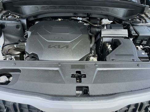 Used 2024 Kia Telluride S w/ S Sunroof Package FWD image 32