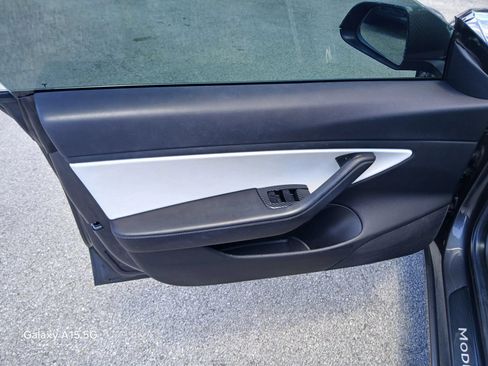 Used 2018 Tesla Model 3 Long Range AWD/4WD image 12