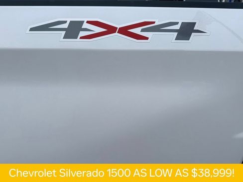 Used 2023 Chevrolet Silverado 1500 Custom AWD/4WD image 8