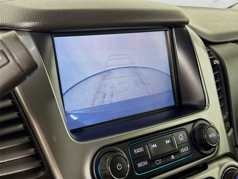 Used 2018 Chevrolet Tahoe LT AWD/4WD image 15