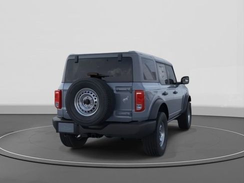 New 2025 Ford Bronco Base image 8